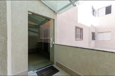 Apartamento para alugar com 46m², 2 quartos e sem vagaEntrada