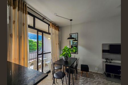 Sala de apartamento para alugar com 2 quartos, 86m² em Loteamento Villa Branca, Jacareí