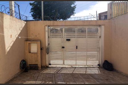 Casa à venda com 109m², 3 quartos e 2 vagasGaragem