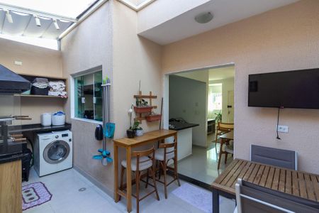 Casa à venda com 109m², 3 quartos e 2 vagasÁrea de Serviço