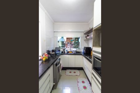 Casa à venda com 109m², 3 quartos e 2 vagasCozinha