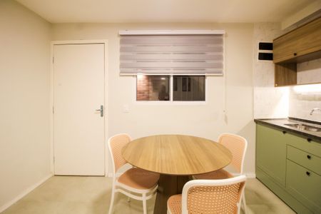 Studio à venda com 25m², 1 quarto e sem vagaSala/Cozinha/Quarto