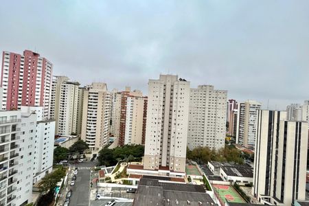 Apartamento à venda com 121m², 3 quartos e 2 vagasVista da Suíte 2