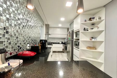 Apartamento à venda com 121m², 3 quartos e 2 vagasCozinha