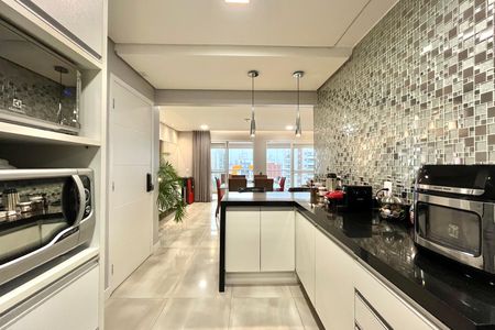Apartamento à venda com 121m², 3 quartos e 2 vagasCozinha