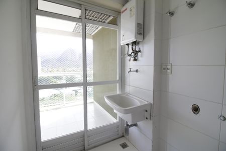 Apartamento à venda com 74m², 3 quartos e 1 vagaÁrea de Serviço