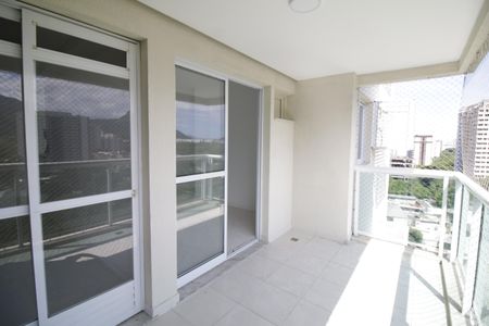 Varanda da Sala de apartamento à venda com 3 quartos, 74m² em Jacarepaguá, Rio de Janeiro