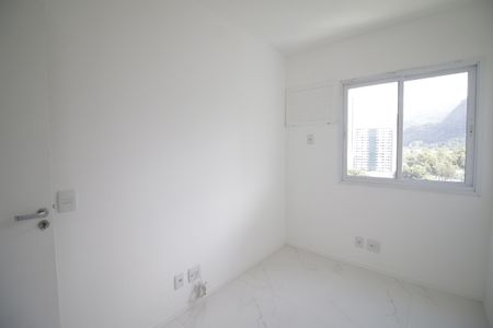  Quarto 1 de apartamento à venda com 3 quartos, 74m² em Jacarepaguá, Rio de Janeiro