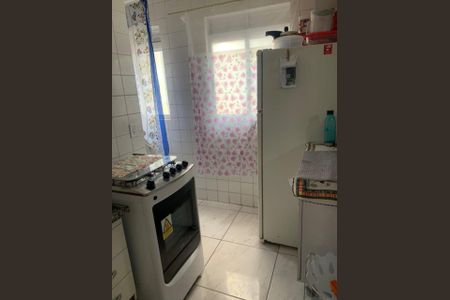 Cozinha de apartamento para alugar com 1 quarto, 100m² em Jundiapeba, Mogi das Cruzes