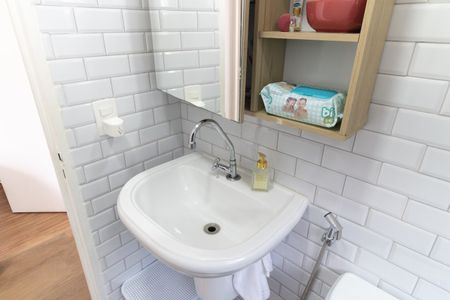 Apartamento para alugar com 72m², 2 quartos e 1 vagaBanheiro 