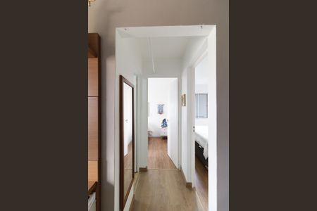 Apartamento para alugar com 72m², 2 quartos e 1 vagaCorredor 