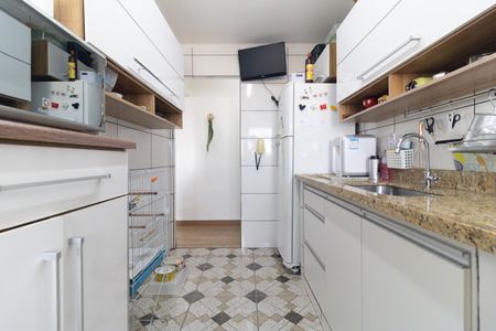 Apartamento para alugar com 72m², 2 quartos e 1 vagaCozinha 