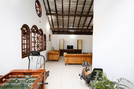 Casa à venda com 370m², 4 quartos e 4 vagasSegundo andar