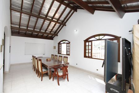 Casa à venda com 370m², 4 quartos e 4 vagasSala de Jantar segundo andar