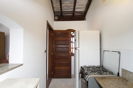Casa à venda com 370m², 4 quartos e 4 vagasCozinha 2