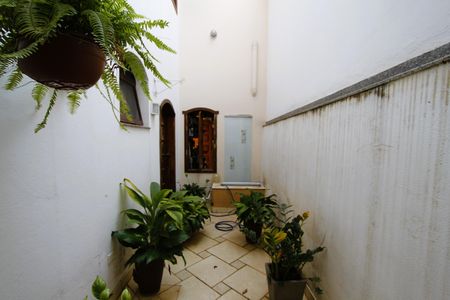 Casa à venda com 370m², 4 quartos e 4 vagasJARDIM DE INVERNO