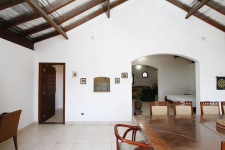 Casa à venda com 370m², 4 quartos e 4 vagasSala de Jantar segundo andar