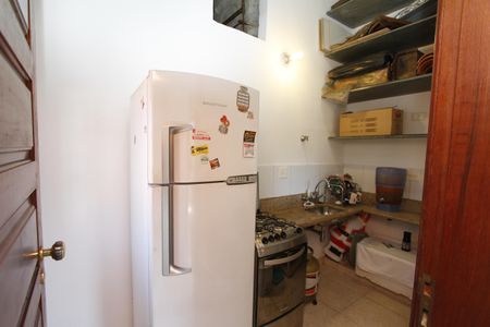 Casa à venda com 370m², 4 quartos e 4 vagasCozinha 2