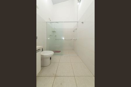 Banheiro Social de casa para alugar com 3 quartos, 148m² em Vila Cordeiro, São Paulo