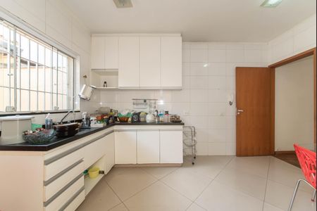 Casa para alugar com 148m², 3 quartos e 2 vagasCozinha