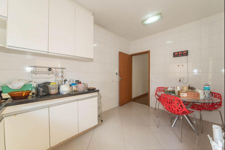 Casa para alugar com 148m², 3 quartos e 2 vagasCozinha