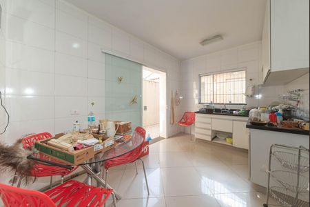 Casa para alugar com 148m², 3 quartos e 2 vagasCozinha