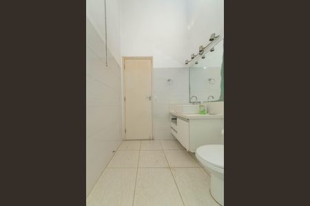 Casa para alugar com 148m², 3 quartos e 2 vagasBanheiro Social