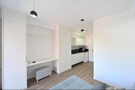 Studio à venda com 27m², 1 quarto e sem vagaSala/Quarto