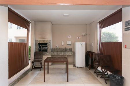 Apartamento para alugar com 41m², 2 quartos e sem vagaÁrea comum - Churrasqueira