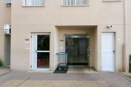 Apartamento para alugar com 41m², 2 quartos e sem vagaEntrada da Torre 