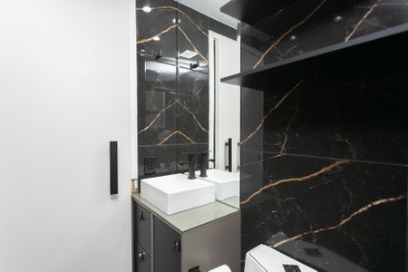 Apartamento para alugar com 41m², 2 quartos e sem vagaBanheiro 