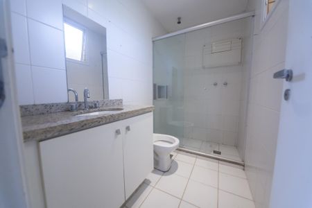 Apartamento para alugar com 160m², 4 quartos e 3 vagasBanheiro suite 1 