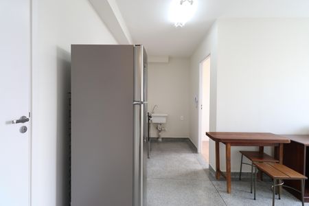 Apartamento para alugar com 33m², 2 quartos e sem vagaCozinha e Área de serviço 