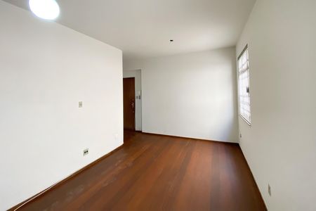 Sala de apartamento para alugar com 3 quartos, 125m² em Vila Paris, Belo Horizonte