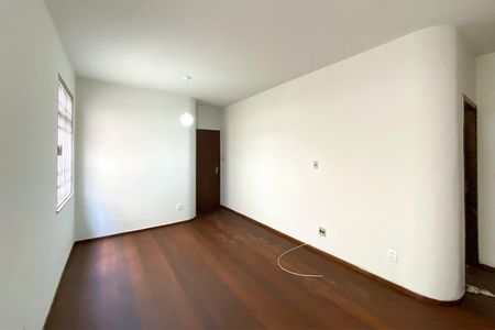 Sala de apartamento para alugar com 3 quartos, 125m² em Vila Paris, Belo Horizonte