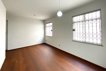 Sala de apartamento para alugar com 3 quartos, 125m² em Vila Paris, Belo Horizonte
