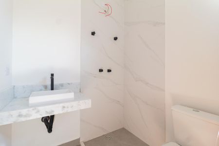Casa à venda com 141m², 3 quartos e 2 vagas Casa à venda com 141m², 3 quartos e 2 vagasBanheiro da suíte 3