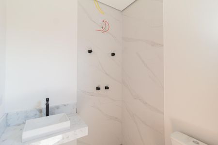 Casa à venda com 141m², 3 quartos e 2 vagas Casa à venda com 141m², 3 quartos e 2 vagasBanheiro da suíte 3