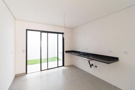 Casa à venda com 141m², 3 quartos e 2 vagas Casa à venda com 141m², 3 quartos e 2 vagasCozinha