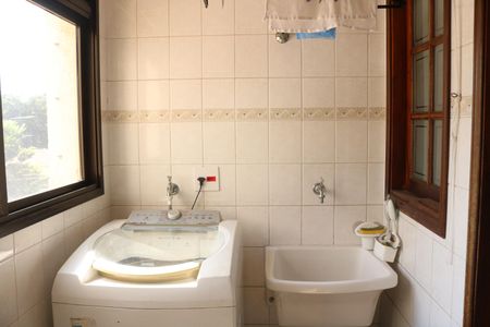 Apartamento à venda com 79m², 2 quartos e 2 vagasÁrea de Serviço