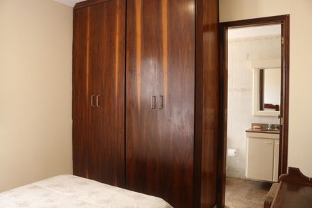 Apartamento à venda com 79m², 2 quartos e 2 vagasQuarto 2