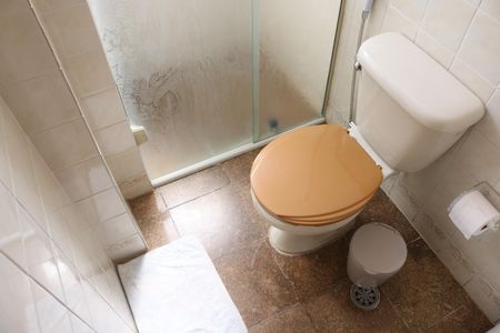 Apartamento à venda com 79m², 2 quartos e 2 vagasBanheiro 1