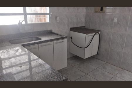 Foto 13 de casa à venda com 2 quartos, 80m² em Vila Castelo, São Paulo