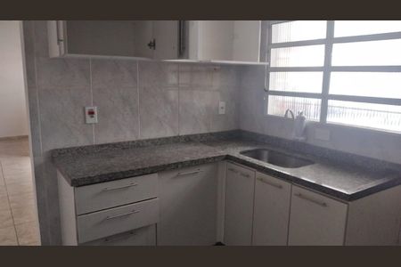 Foto 15 de casa à venda com 2 quartos, 80m² em Vila Castelo, São Paulo