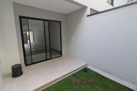 Casa à venda com 141m², 3 quartos e 2 vagasÁrea de Serviço