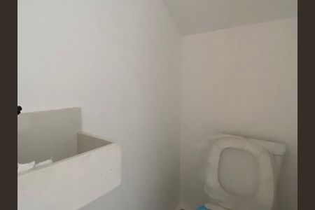 Casa à venda com 141m², 3 quartos e 2 vagas Casa à venda com 141m², 3 quartos e 2 vagasLavabo