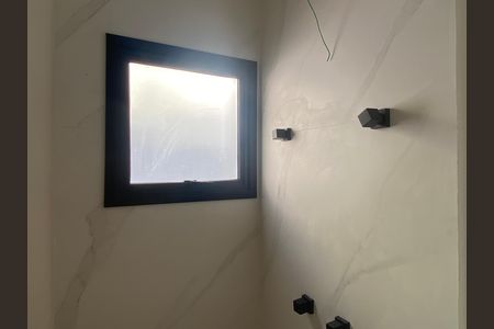 Casa à venda com 141m², 3 quartos e 2 vagas Casa à venda com 141m², 3 quartos e 2 vagasBanheiro 1