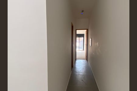 Casa à venda com 141m², 3 quartos e 2 vagas Casa à venda com 141m², 3 quartos e 2 vagasCorredor