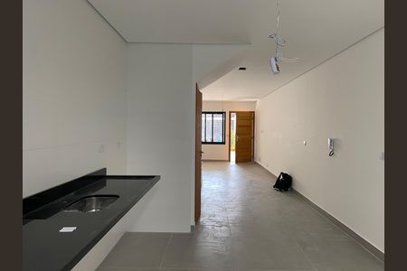 Casa à venda com 141m², 3 quartos e 2 vagas Casa à venda com 141m², 3 quartos e 2 vagasSala - Cozinha
