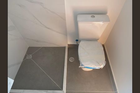 Casa à venda com 141m², 3 quartos e 2 vagas Casa à venda com 141m², 3 quartos e 2 vagasBanheiro 2